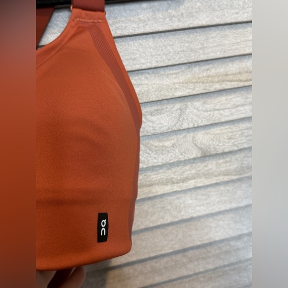 On Cloud Performance Flex Bra Size XS - Picture 4 of 6